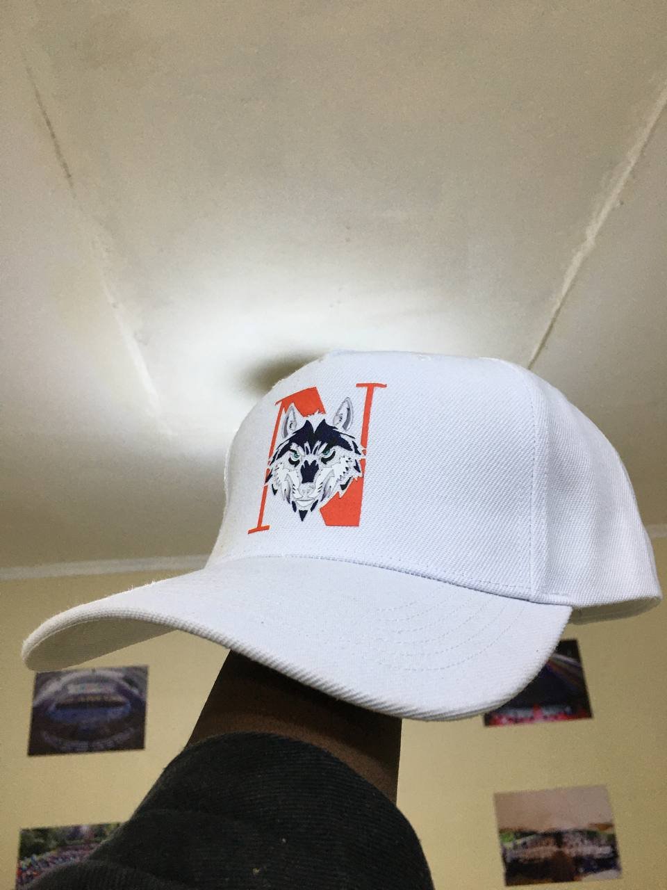 Caps